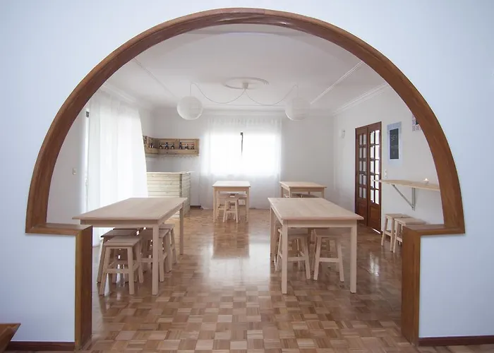 Old Village Hostel *